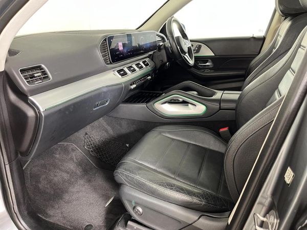 2020-Mercedes-Benz-GLE-400d-4Matic image:8
