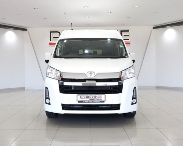 2019-Toyota-Quantum-28-GL-14-Seat image:1