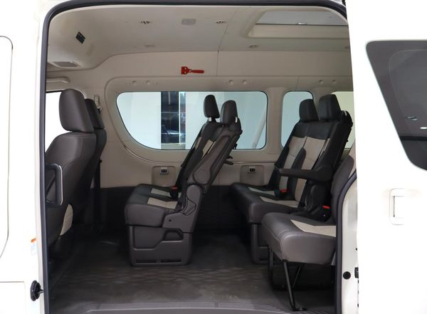 2019-Toyota-Quantum-28-GL-14-Seat image:22