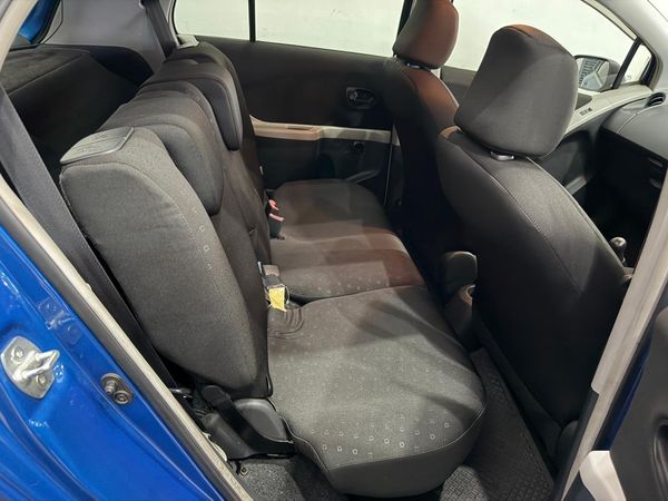 2007-Toyota-Yaris-T3-5-dr image:10