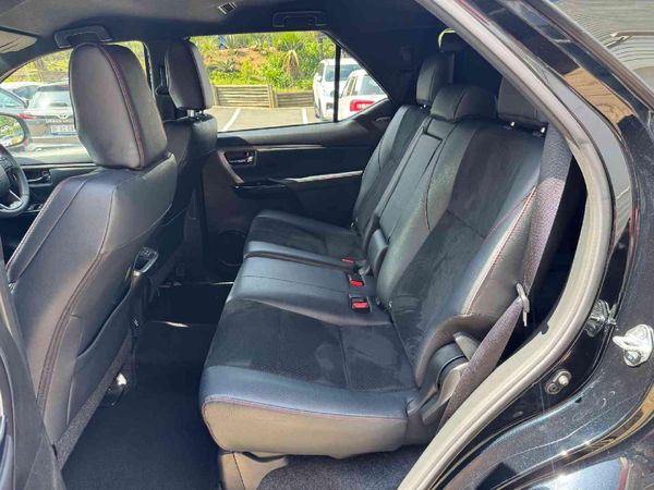 2025-Toyota-Fortuner-28GD-6-4x4-GR-S-Auto image:21