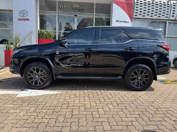2025-Toyota-Fortuner-28GD-6-4x4-GR-S-Auto image:24