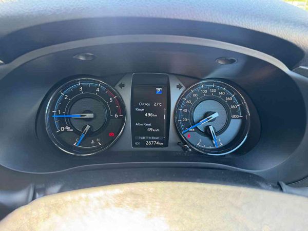 2025-Toyota-Hilux-28-GD-6-Raised-Body-Legend-RS-4x4-Auto-Double-Cab image:15