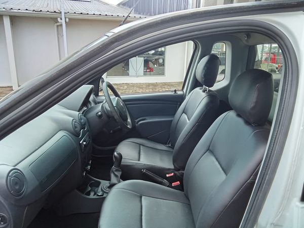 2021-Nissan-NP200-16-AC-Safety-Pack image:10