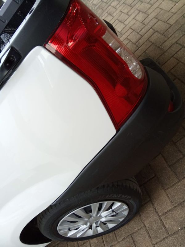 2021-Nissan-NP200-16-AC-Safety-Pack image:13