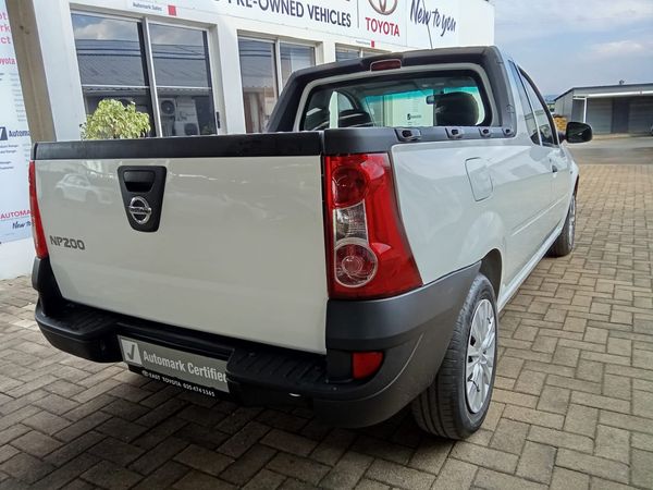 2021-Nissan-NP200-16-AC-Safety-Pack image:1