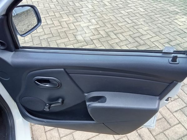 2021-Nissan-NP200-16-AC-Safety-Pack image:20
