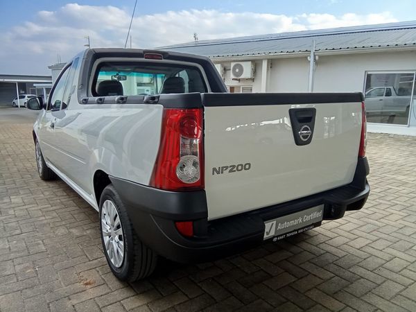 2021-Nissan-NP200-16-AC-Safety-Pack image:5