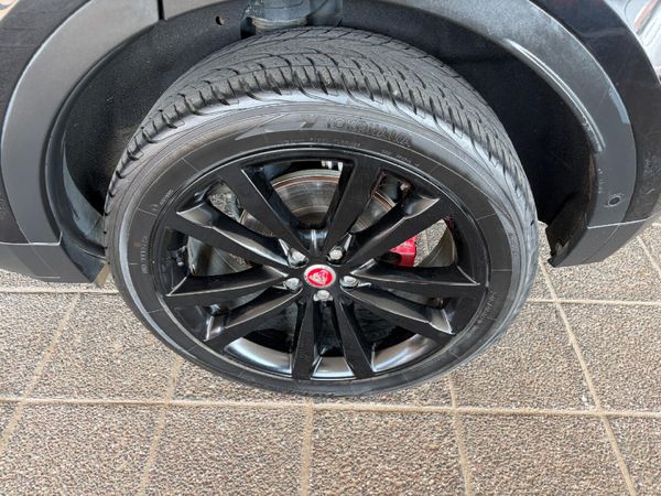 2019-Jaguar-E-Pace-P300-20-HSE-221kW image:15