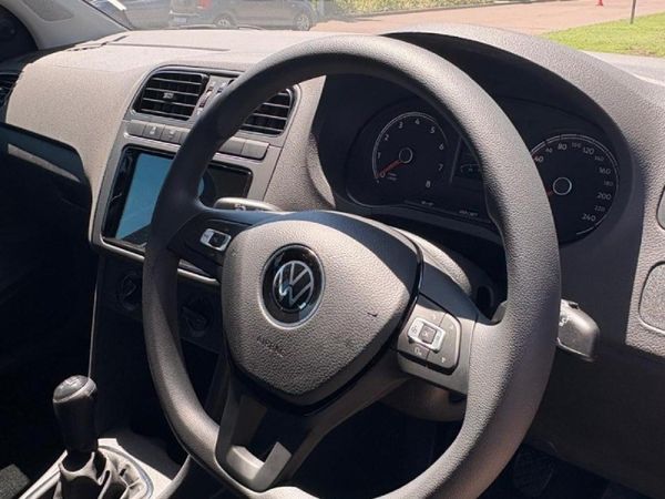 2026-Volkswagen-Polo-Vivo-14-Life image:1