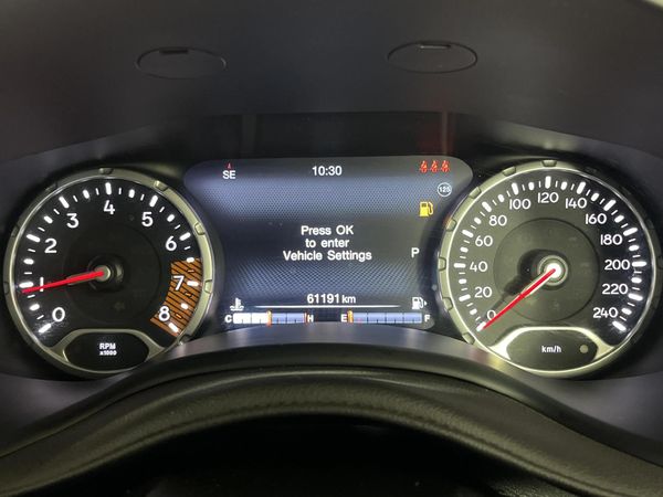 2022-Jeep-Renegade-14-TJet-Limited-Auto image:2