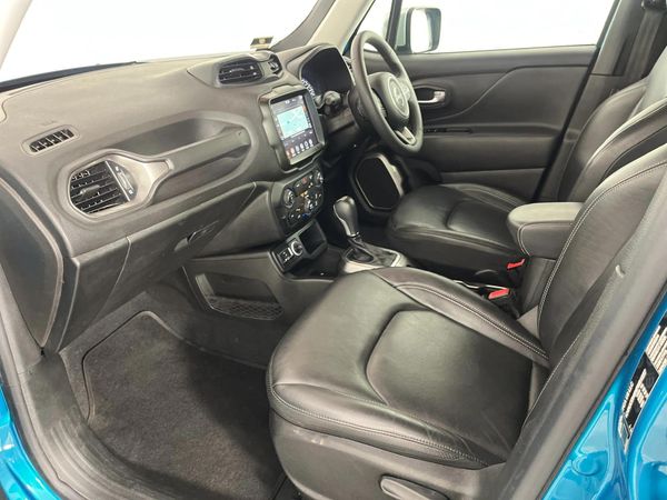 2022-Jeep-Renegade-14-TJet-Limited-Auto image:8