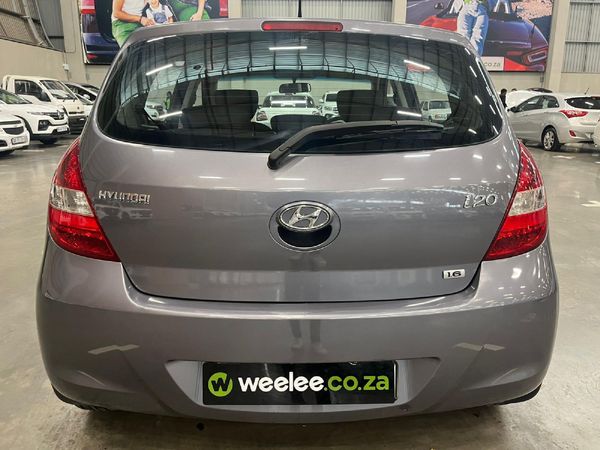 2010-Hyundai-i20-16 image:5