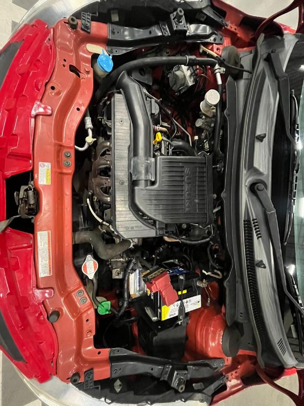 2016-Suzuki-Swift-12-GL image:8