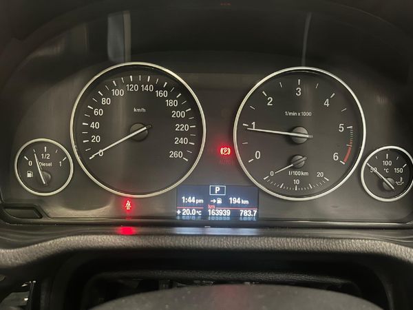 2015-BMW-X3-xDrive20d-Exclusive-Auto image:10