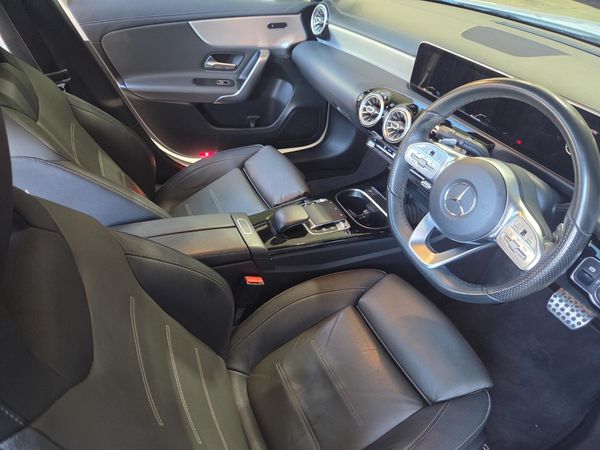 2018-Mercedes-Benz-A-Class-A-200-AMG-Auto image:15