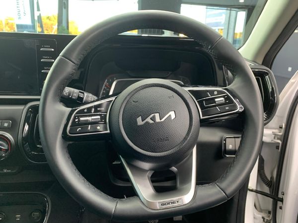 2024-Kia-Sonet-15-EX image:10