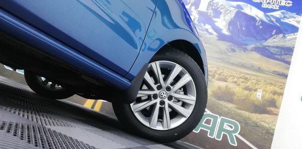 2017-Volkswagen-Polo-GP-12-TSI-Comfortline-66kW image:28