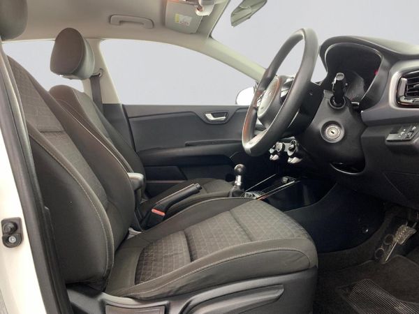 2022-Kia-Rio-12-LS-5-dr image:14