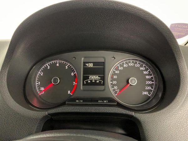 2024-Volkswagen-Polo-Vivo-14-Trendline-5-dr image:11