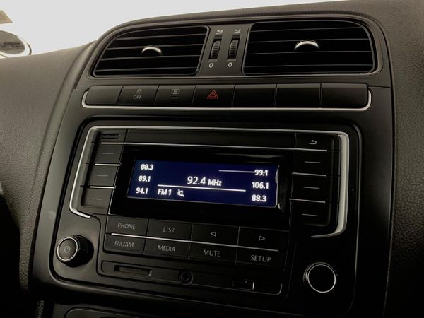 2024-Volkswagen-Polo-Vivo-14-Trendline-5-dr image:6