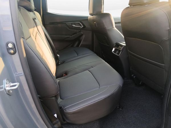2026-Isuzu-D-Max-30-DDI-V-Cross-HR-4x4-Auto-Double-Cab image:12