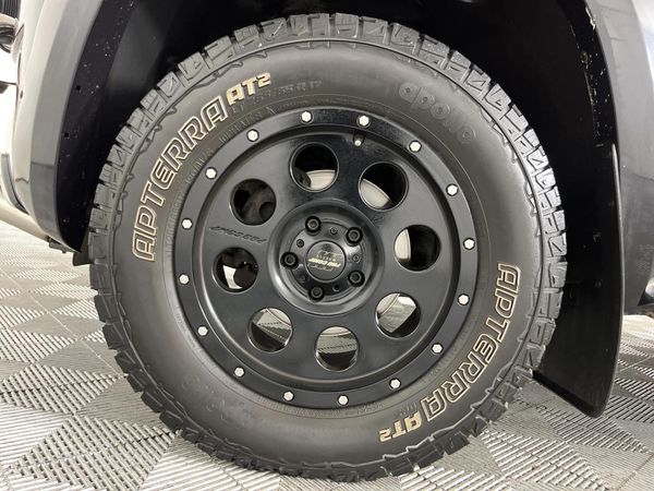 2017-Volkswagen-Amarok-20-BiTDI-Ultimate-132kW-4Motion-Auto-Double-Cab image:3