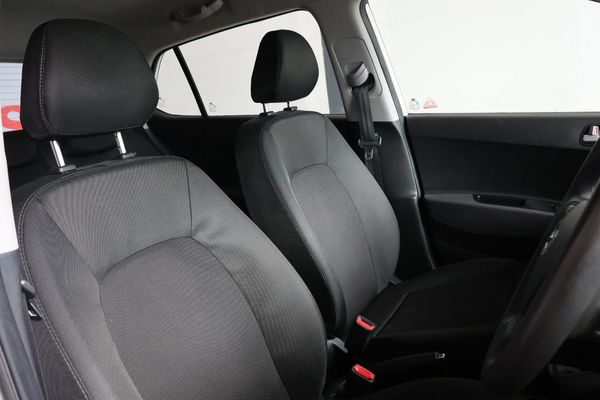 2015-Hyundai-Grand-i10-125-Motion image:11
