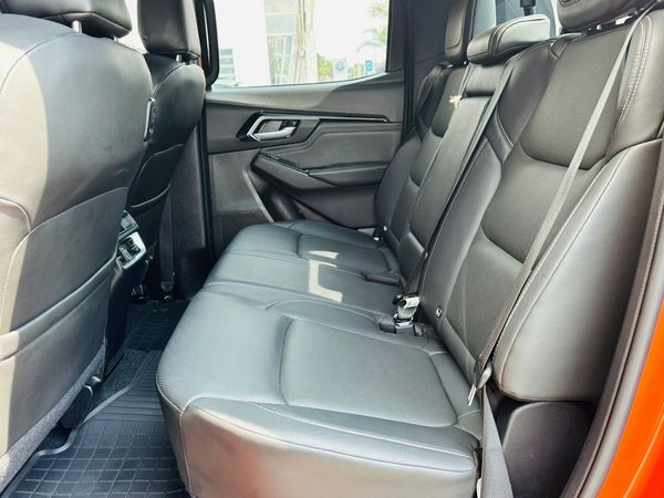 2023-Isuzu-D-Max-30-DDI-V-Cross-HR-4x4-Auto-Double-Cab image:24