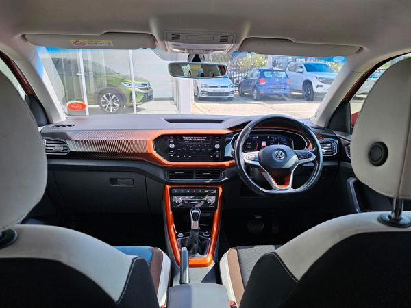 2020-Volkswagen-T-Cross-10-TSI-Highline-Auto image:14