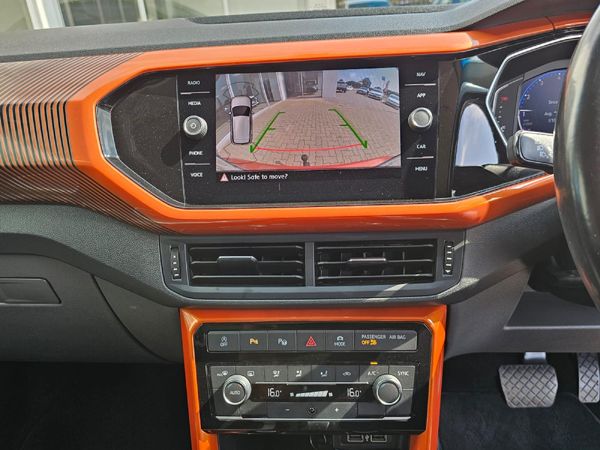 2020-Volkswagen-T-Cross-10-TSI-Highline-Auto image:17