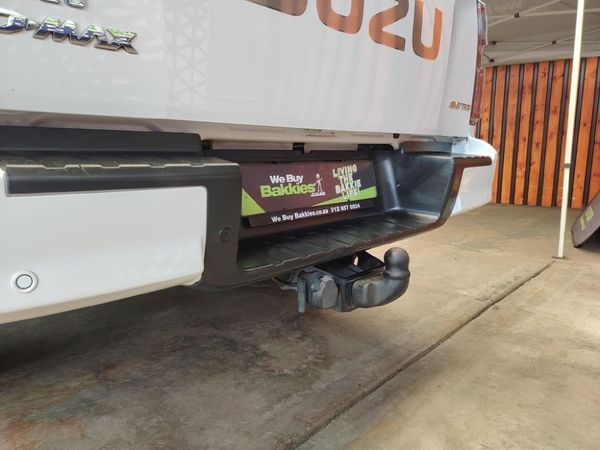 2022-Isuzu-D-Max-30-DDI-V-Cross-HR-4x4-Auto-Double-Cab image:12