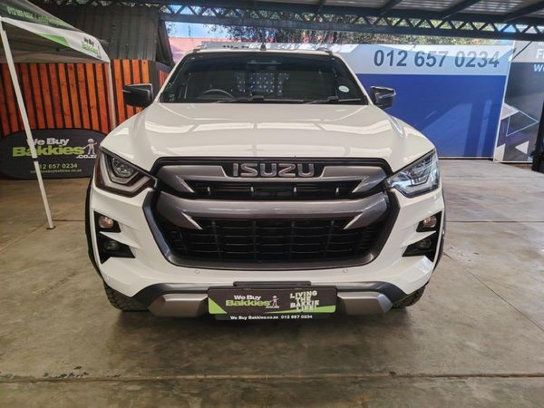 2022-Isuzu-D-Max-30-DDI-V-Cross-HR-4x4-Auto-Double-Cab image:2