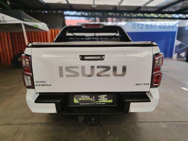 2022-Isuzu-D-Max-30-DDI-V-Cross-HR-4x4-Auto-Double-Cab image:6