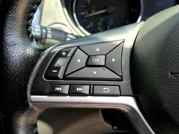 2022-Nissan-X-Trail-25-Tekna-4x4-Auto-7-seat image:21