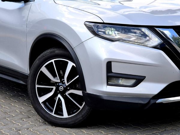 2022-Nissan-X-Trail-25-Tekna-4x4-Auto-7-seat image:24