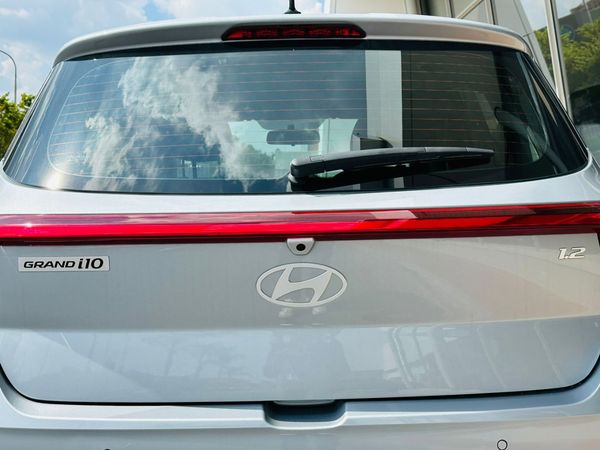 2025-Hyundai-Grand-i10-12-Motion-Auto image:10