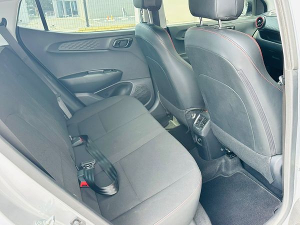 2025-Hyundai-Grand-i10-12-Motion-Auto image:17