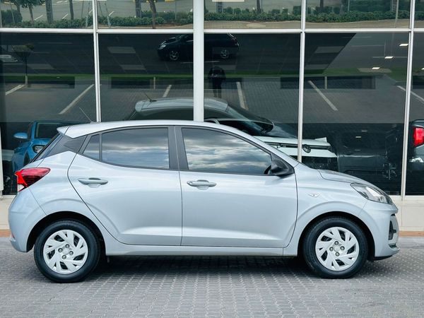 2025-Hyundai-Grand-i10-12-Motion-Auto image:4