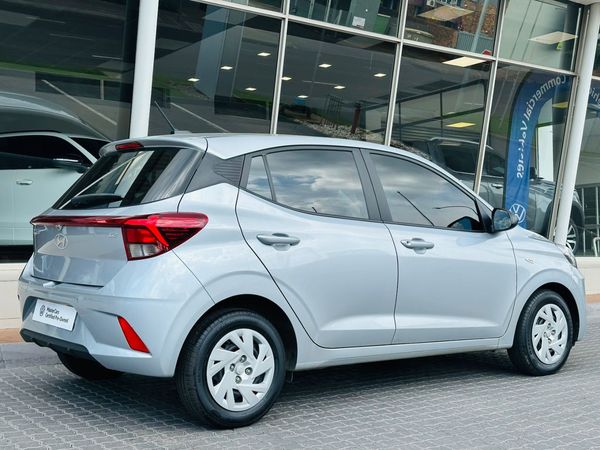 2025-Hyundai-Grand-i10-12-Motion-Auto image:6