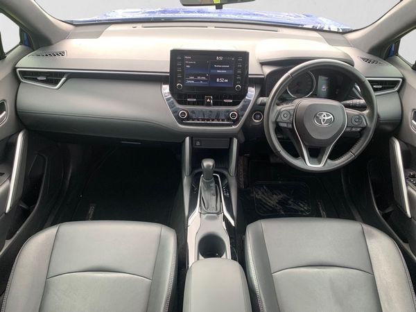 2022-Toyota-Corolla-Cross-18-XS image:13