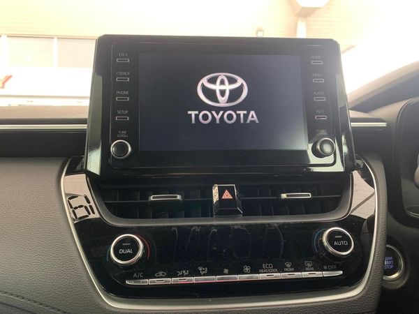 2022-Toyota-Corolla-Cross-18-XS image:20