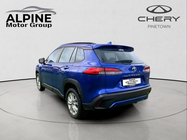 2022-Toyota-Corolla-Cross-18-XS image:4