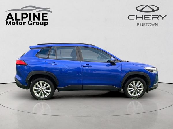 2022-Toyota-Corolla-Cross-18-XS image:7