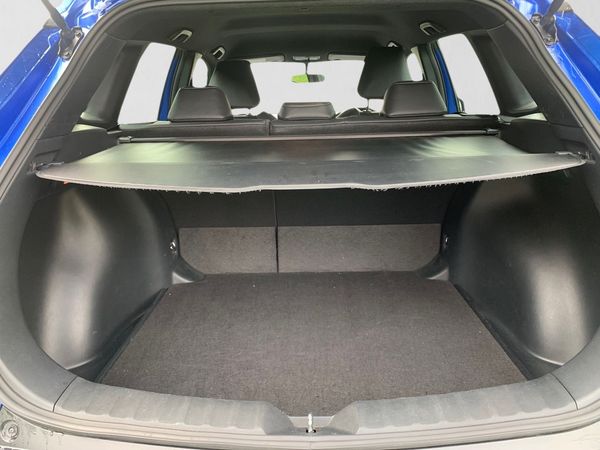2022-Toyota-Corolla-Cross-18-XS image:8