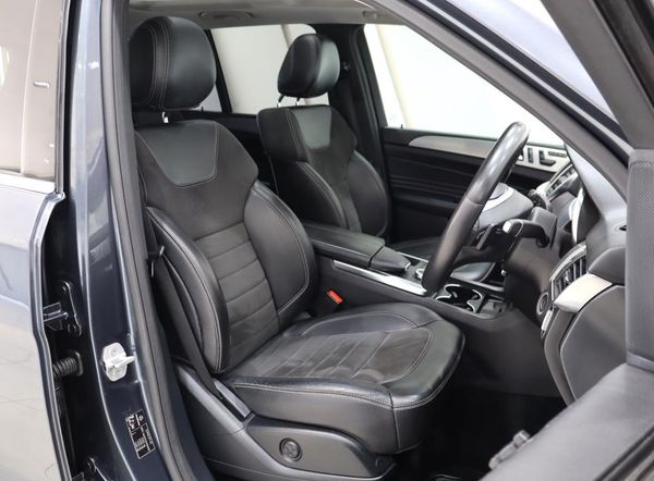 2014-Mercedes-Benz-ML-350-Bluetec image:17