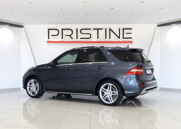 2014-Mercedes-Benz-ML-350-Bluetec image:3