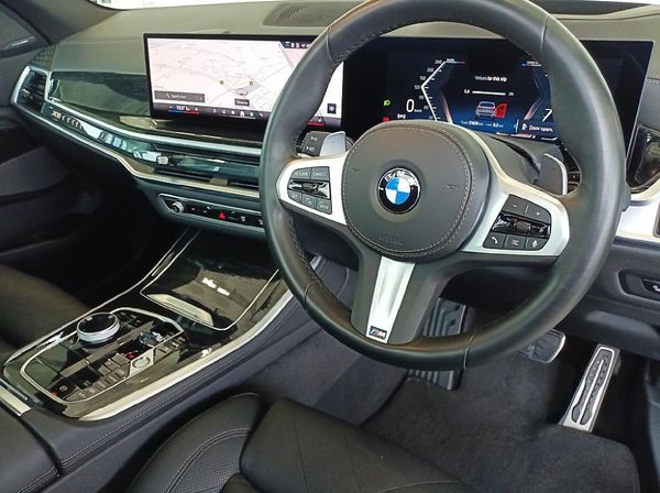 2025-BMW-X5-xDrive30d-M-Sport-Pro image:5