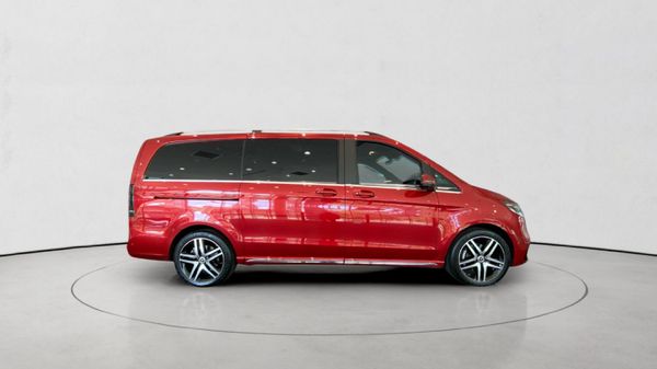 2026-Mercedes-Benz-V-Class-V300d-Exclusive image:7