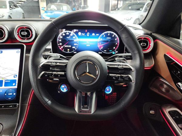 2025-Mercedes-AMG-CLE-AMG-Couple-CLE53-4M image:13